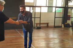 ENTREGA PRESENTES EN NOMBRE Y REPRESENTACION DE LA FAMILIA YOO