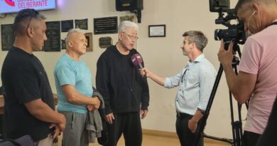 37b09c0d b4db 49c3 828a 321e9cc3bfd6